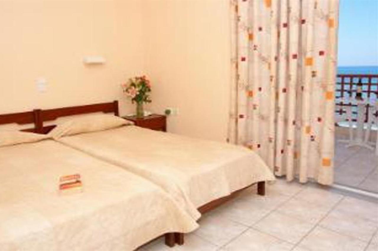 Danaos Beach Apartments Сфакакі Екстер'єр фото