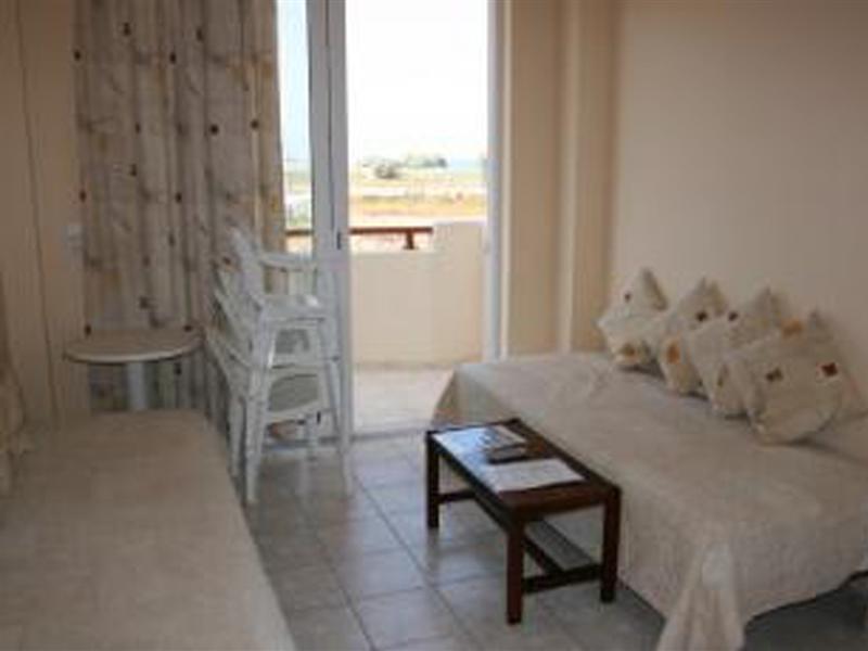 Danaos Beach Apartments Сфакакі Екстер'єр фото